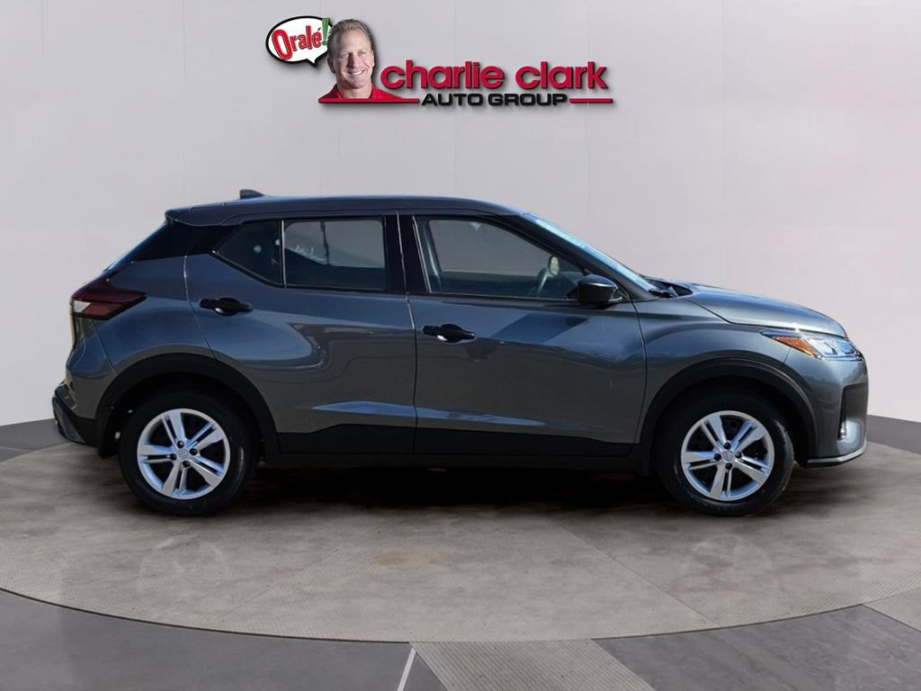 Used 2025 Nissan Kicks Play S FWD image 7