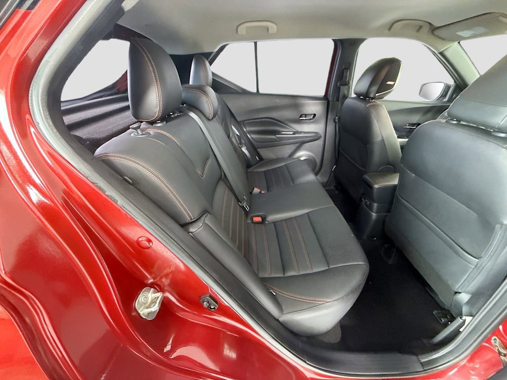 Used 2020 Nissan Kicks SR w/ SR Premium Package FWD image 22