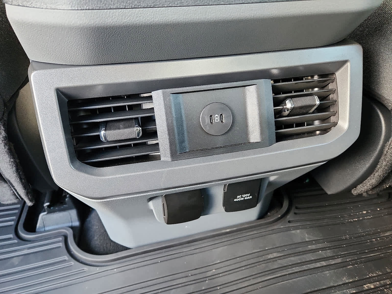 Used 2024 Ford F250 XLT w/ FX4 Off-Road Package image 12