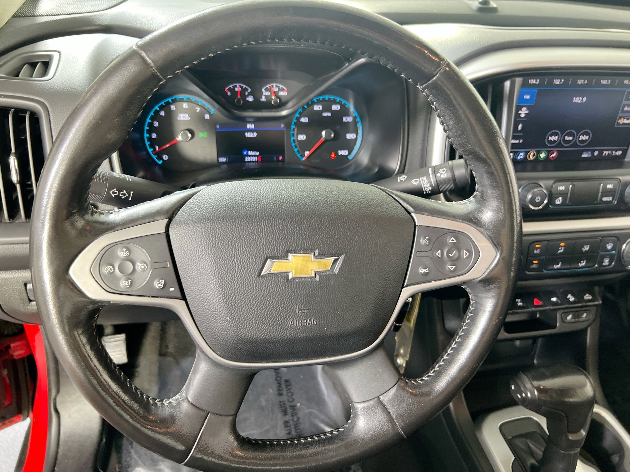 Used 2020 Chevrolet Colorado ZR2 image 11