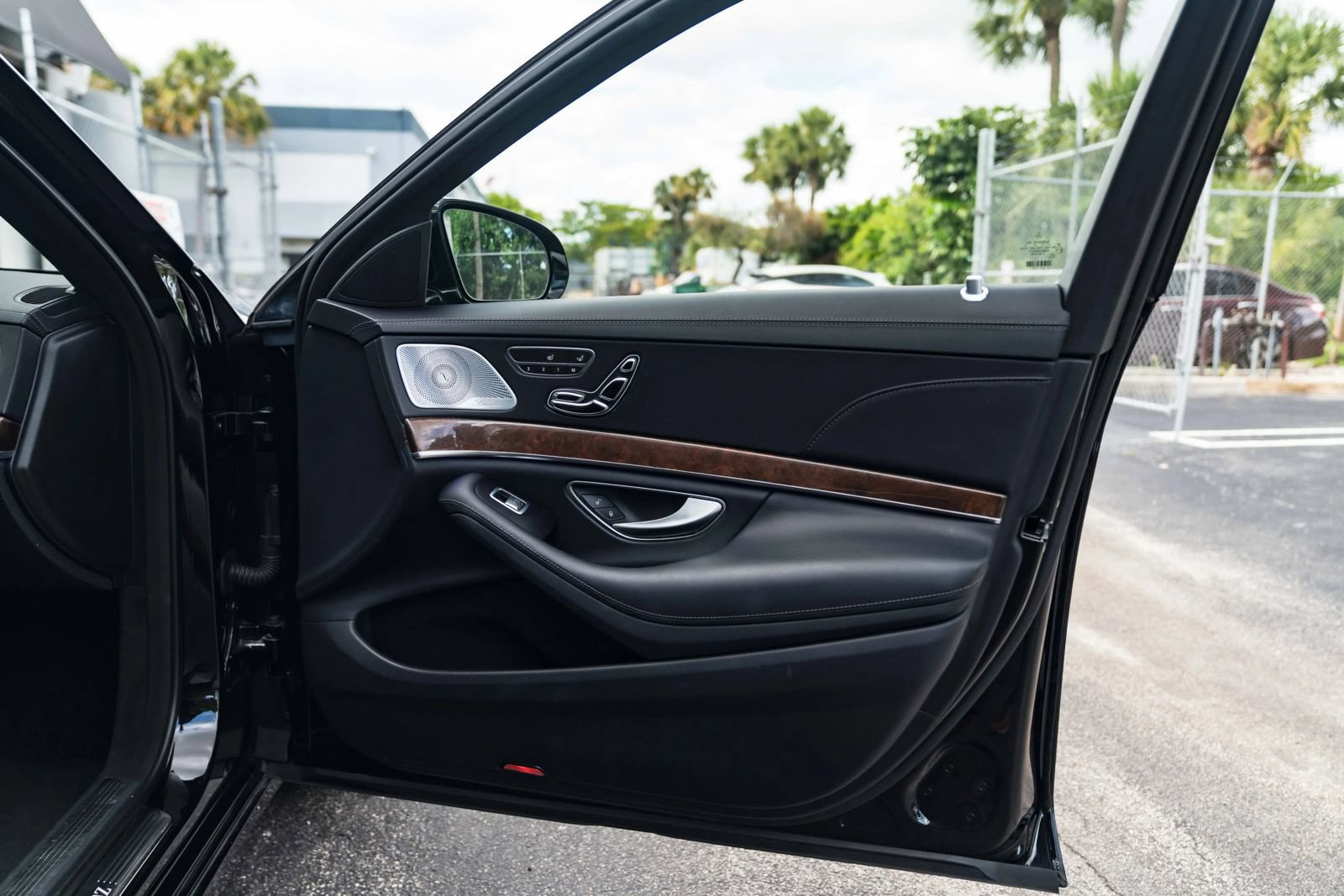 Used 2018 Mercedes-Benz S 450 4MATIC Sedan image 32