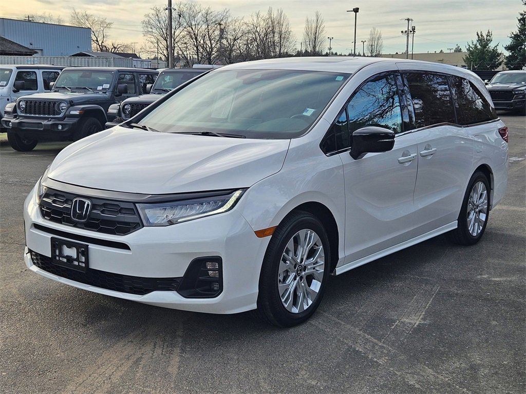 Used 2025 Honda Odyssey Sport-L image 3