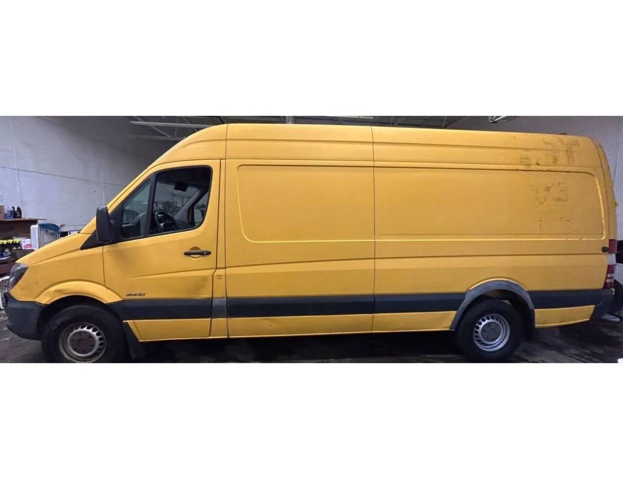 Used 2014 Freightliner Sprinter 2500 image 2
