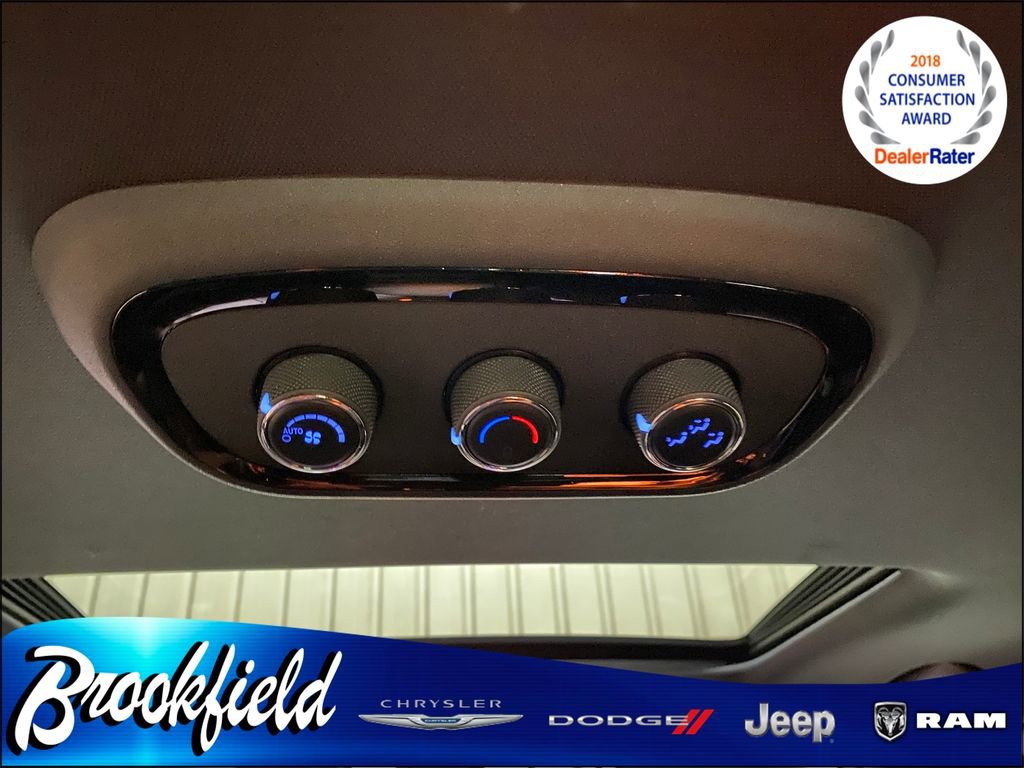 Used 2025 Dodge Durango GT image 33