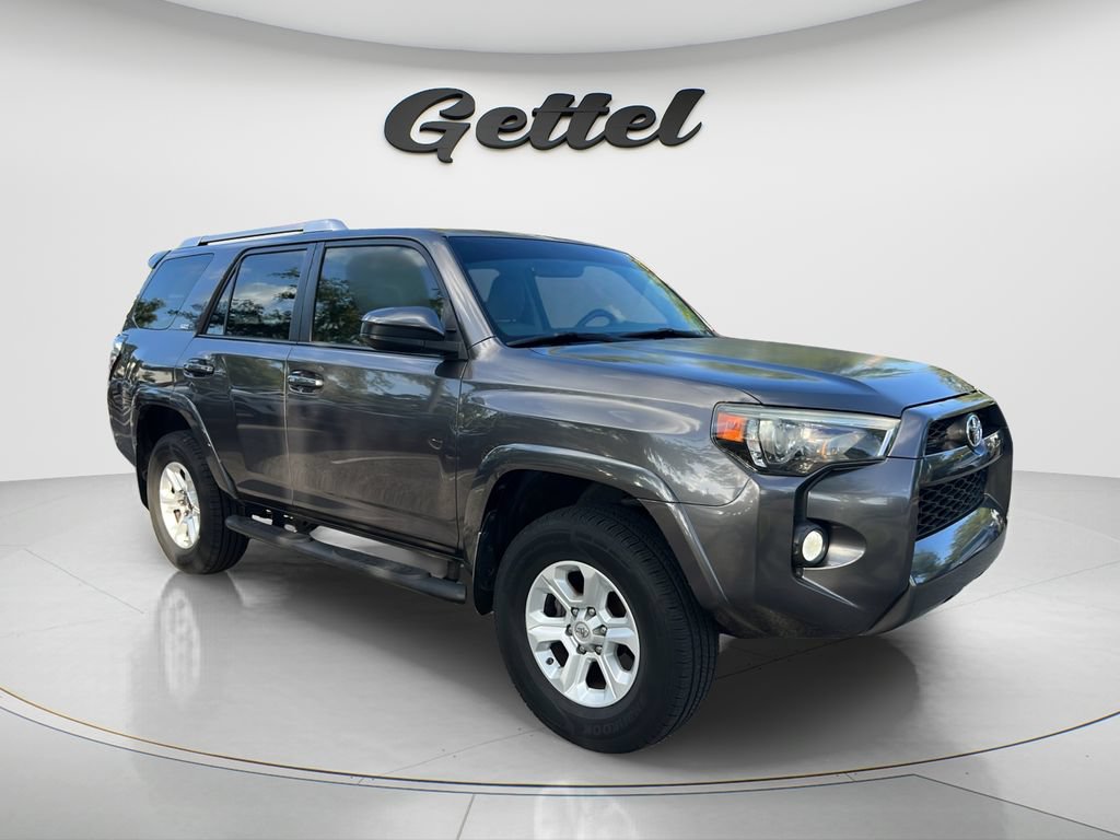 Used 2016 Toyota 4Runner SR5 RWD image 3