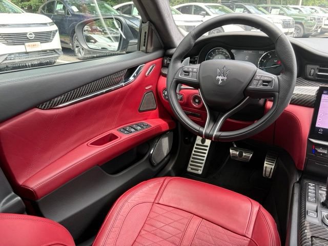 Used 2022 Maserati Quattroporte Trofeo RWD image 40
