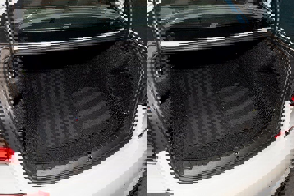 Used 2021 BMW M340i xDrive w/ Premium Package image 11