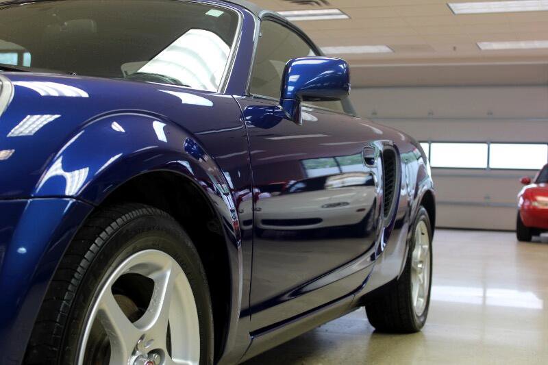 Used 2001 Toyota MR2 image 17