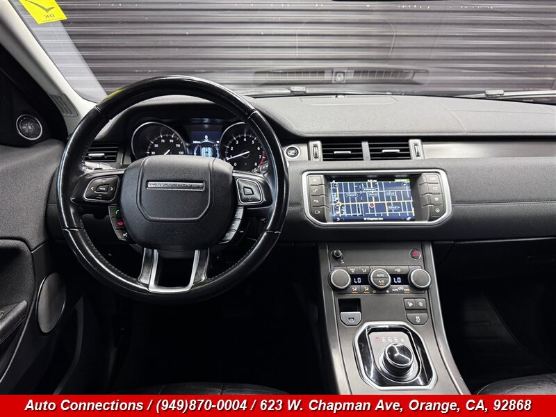 Used 2018 Land Rover Range Rover Evoque SE AWD/4WD image 10