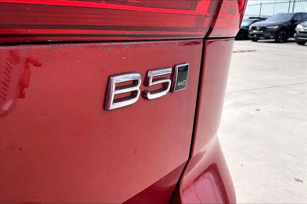 Used 2024 Volvo XC60 B5 Ultimate image 39