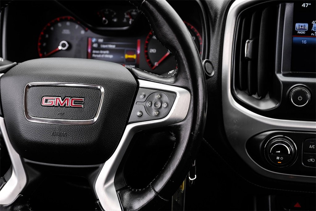 Used 2016 GMC Canyon SLT image 14