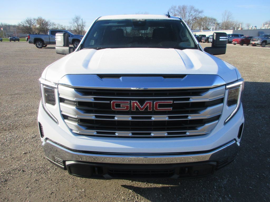 New 2026 GMC Sierra 1500 SLE w/ Max Trailering Package image 11