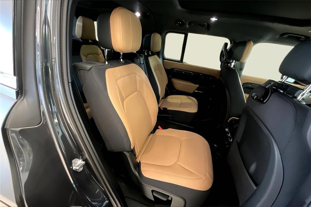 New 2026 Land Rover Defender 130 V8 image 8