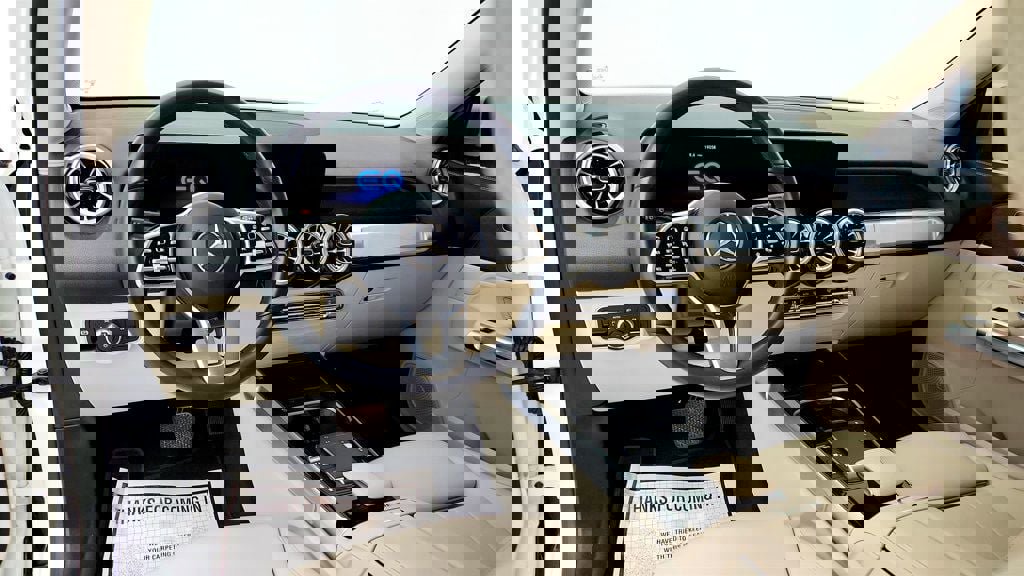 Used 2023 Mercedes-Benz EQB 250+ w/ Exclusive Package image 11