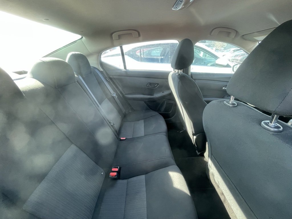 Used 2024 Nissan Sentra SV image 6