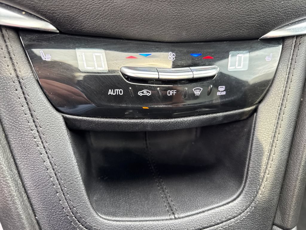 Used 2024 Cadillac XT5 Premium Luxury AWD/4WD image 22