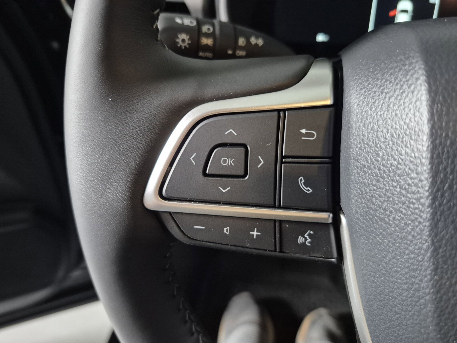 New 2026 Toyota Highlander Limited image 22