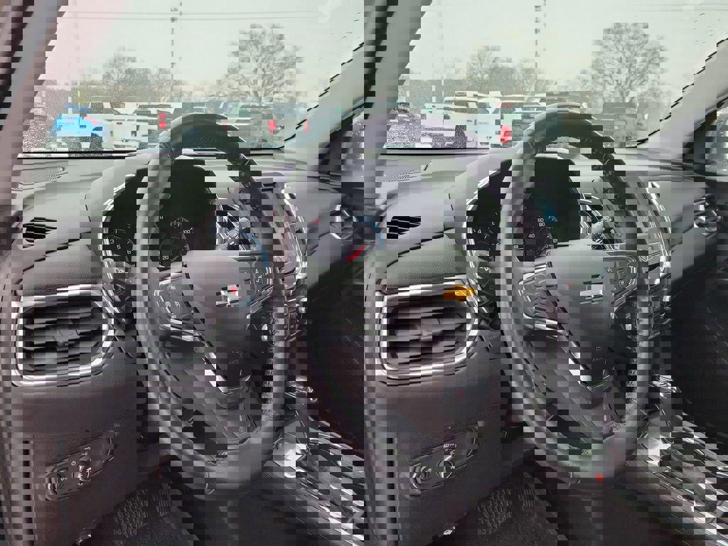 Used 2018 Chevrolet Equinox LT image 20