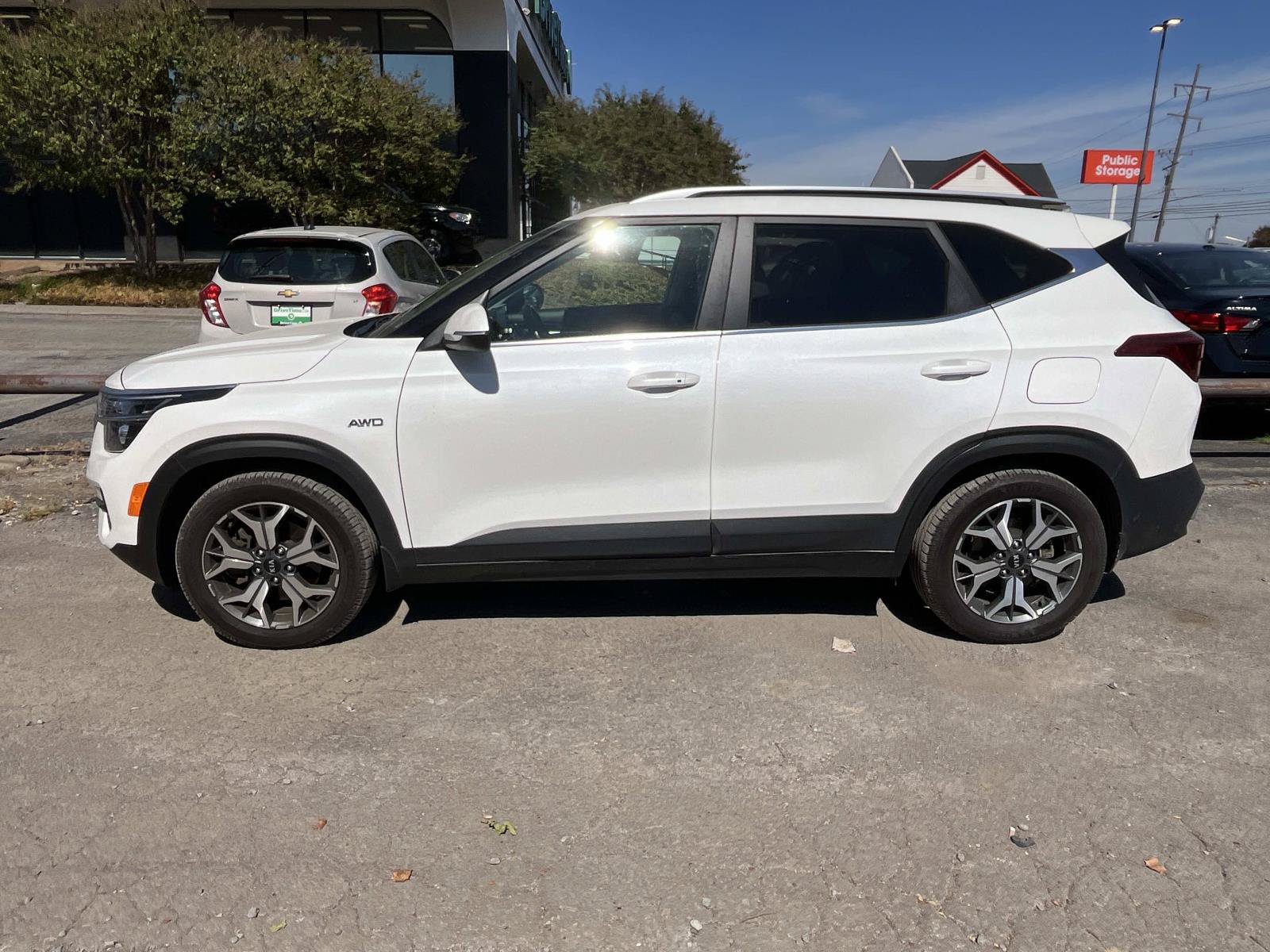 Used 2021 Kia Seltos EX AWD/4WD image 4