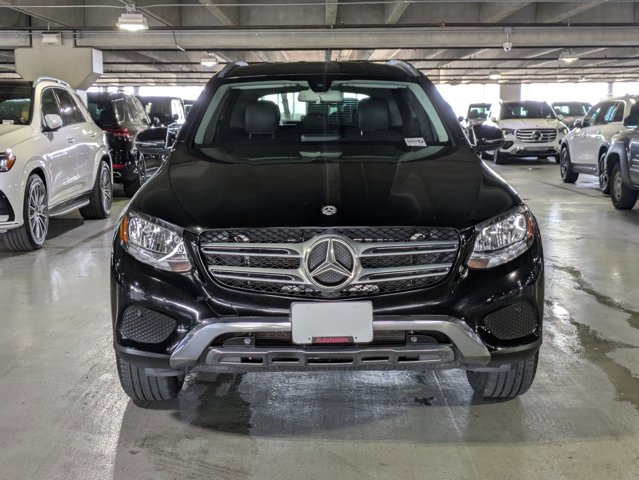 Used 2019 Mercedes-Benz GLC 300 4MATIC image 2
