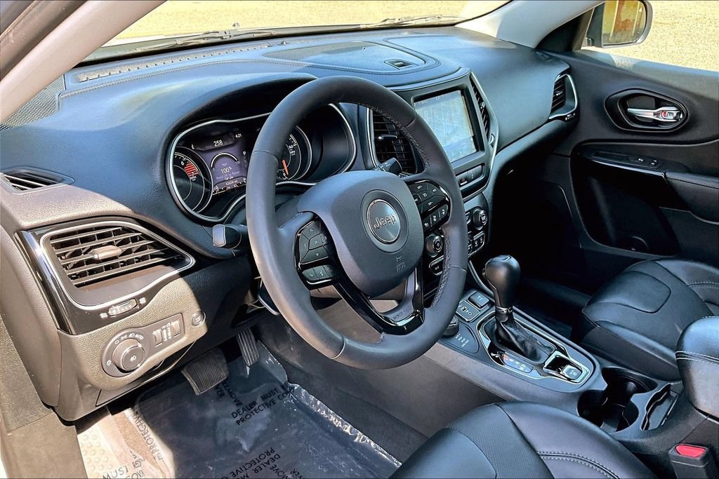 Used 2023 Jeep Cherokee Altitude Lux AWD/4WD image 18