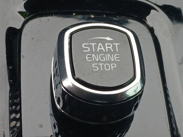 Used 2022 Volvo XC60 B5 Inscription w/ Climate Package image 16