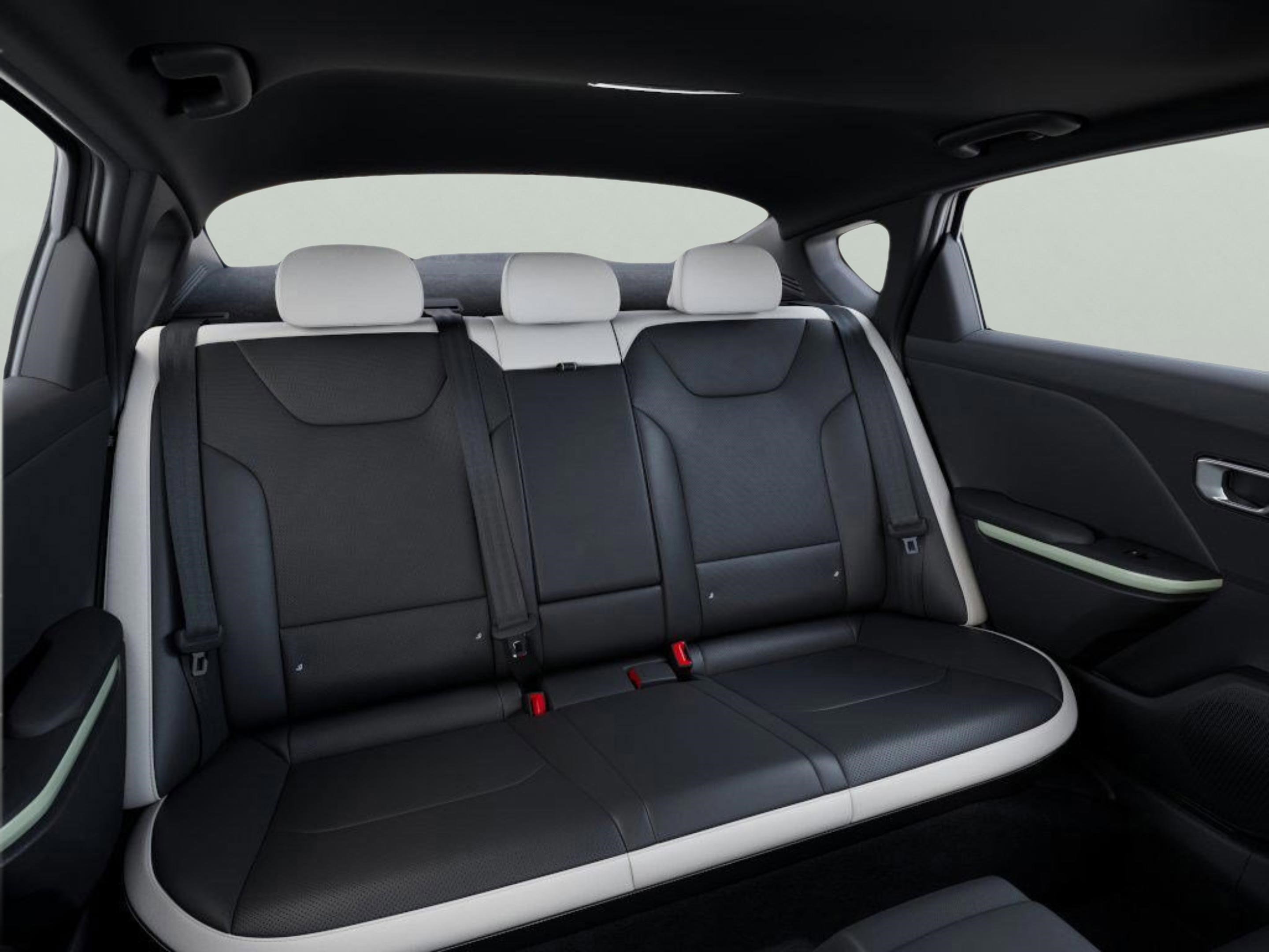 New 2026 Kia K4 GT-Line image 11