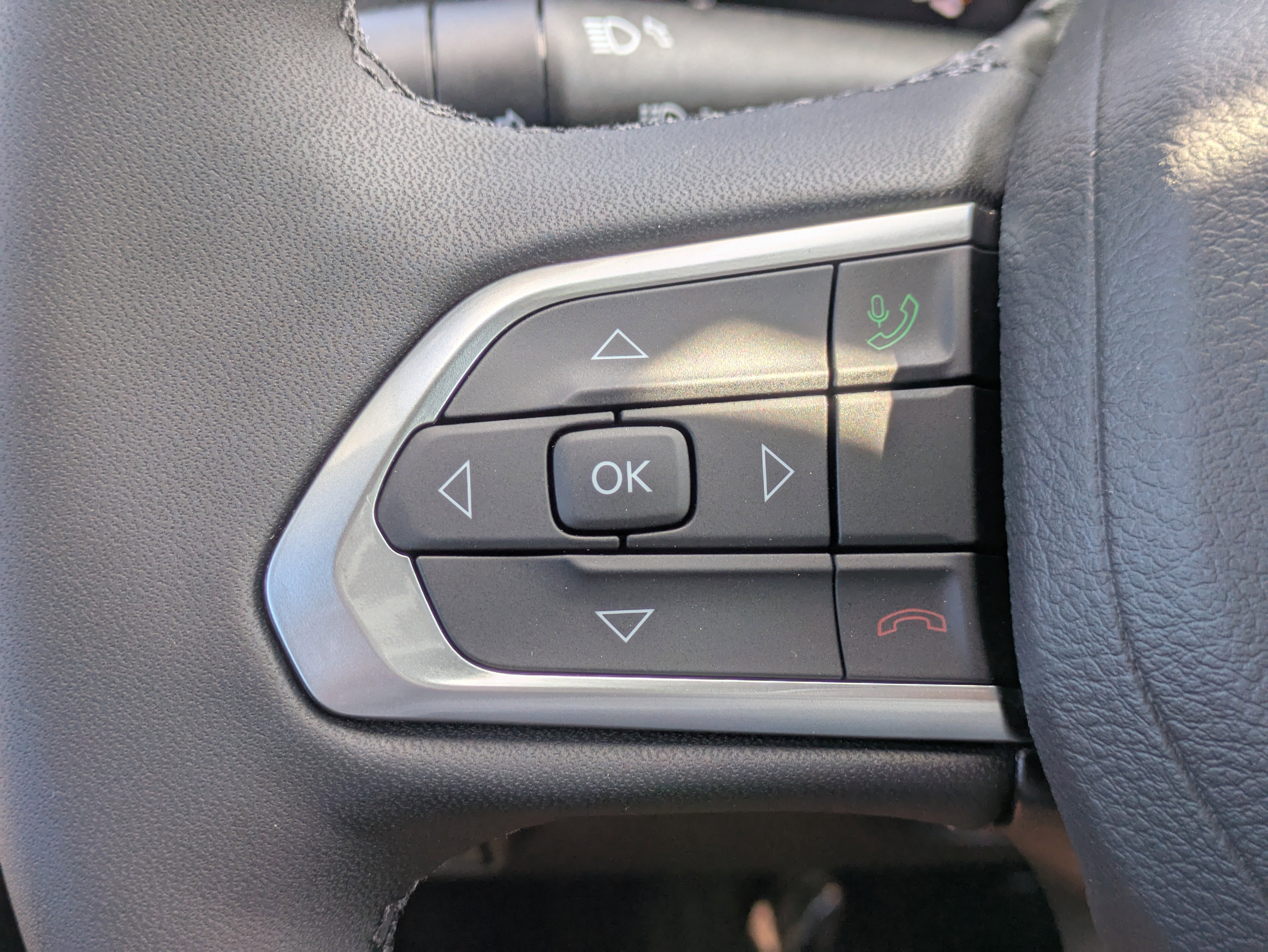 New 2026 Jeep Compass Latitude image 26