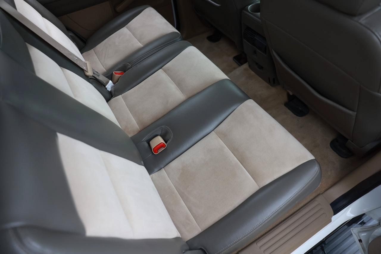 Used 2007 Ford Explorer Eddie Bauer RWD image 12