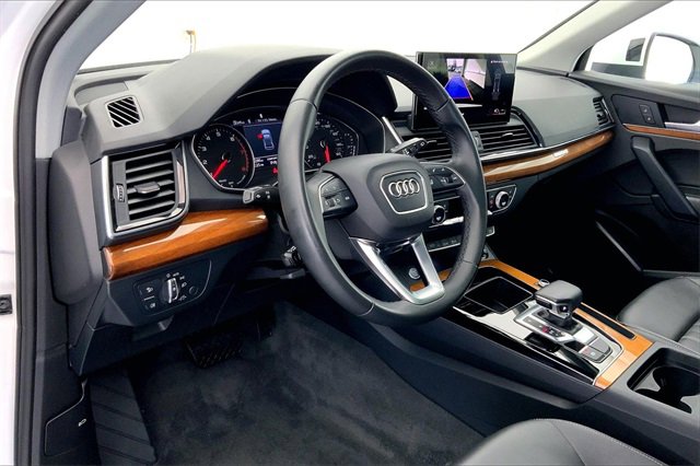 Certified 2023 Audi Q5 2.0T Premium w/ Convenience Package image 14