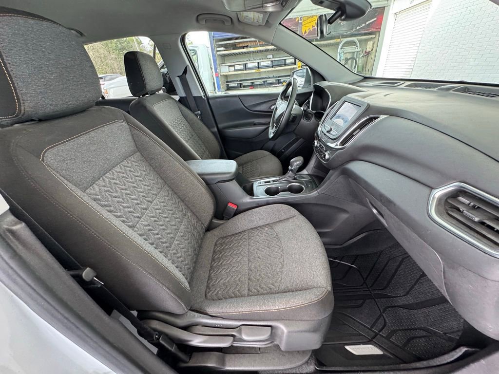 Used 2024 Chevrolet Equinox LT image 16
