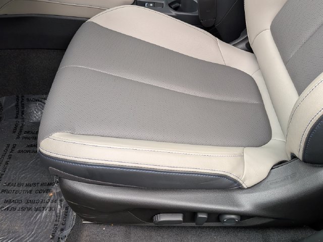 Used 2025 Subaru Forester Limited AWD/4WD image 15