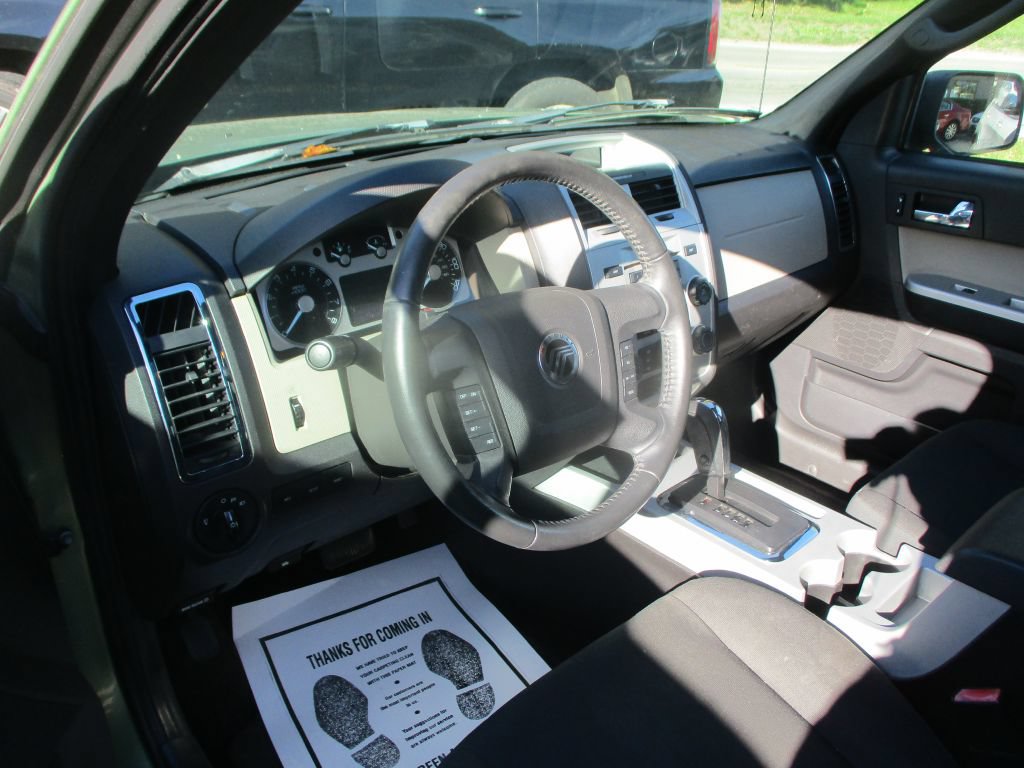 Used 2010 Mercury Mariner 2WD image 7