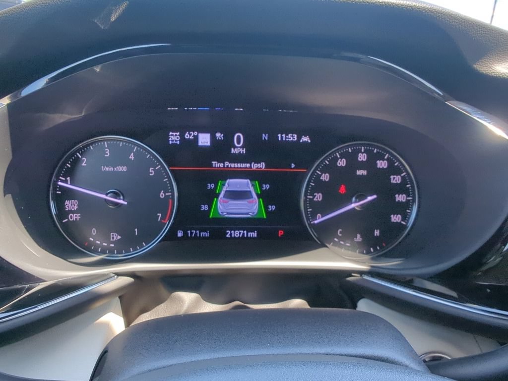 Used 2023 Buick Envision Avenir AWD/4WD image 28