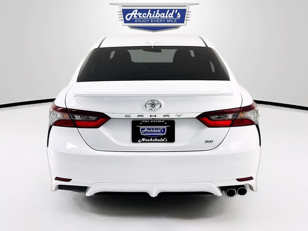 Used 2023 Toyota Camry SE FWD image 7