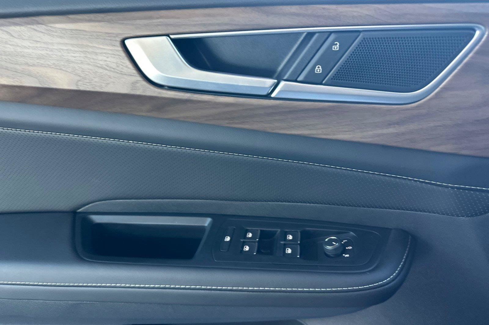 New 2026 Volkswagen Atlas SE AWD/4WD image 10