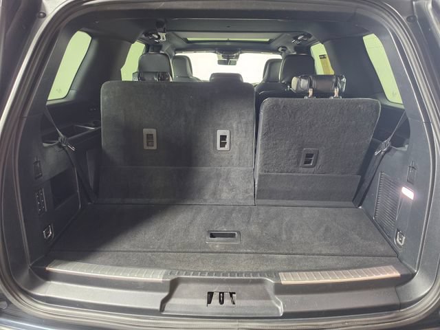 Certified 2021 Lincoln Navigator Reserve w/ Luxury Package AWD/4WD image 16