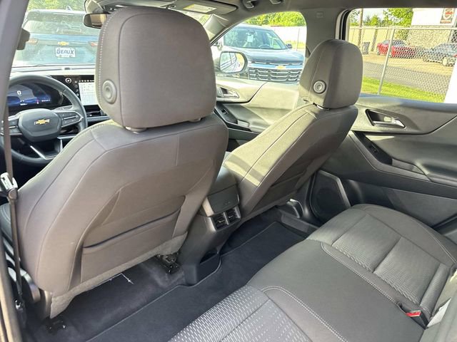 Used 2026 Chevrolet Equinox LT FWD image 34
