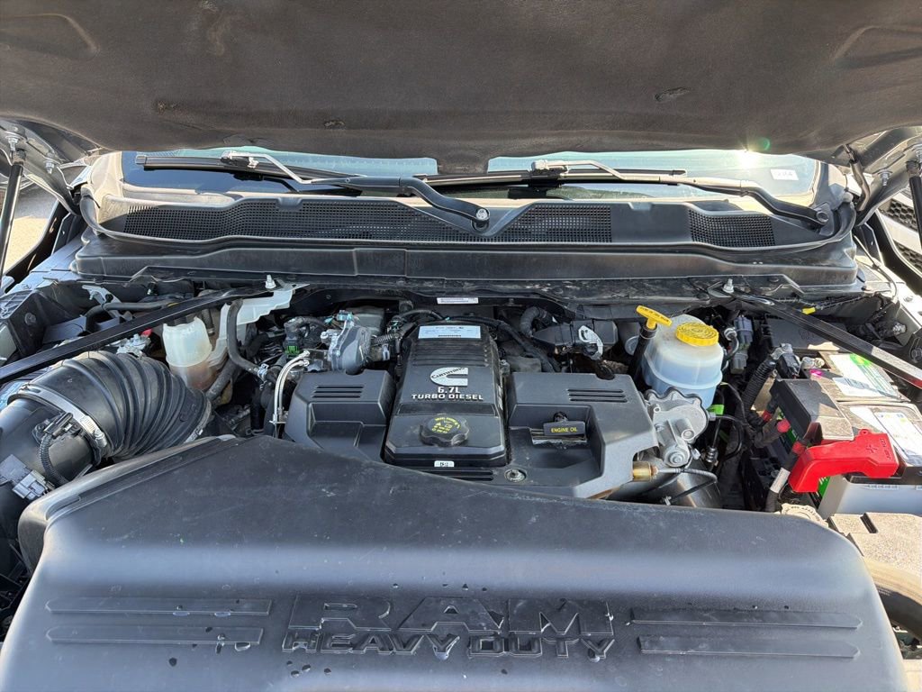 Used 2022 RAM 3500 Tradesman AWD/4WD image 8