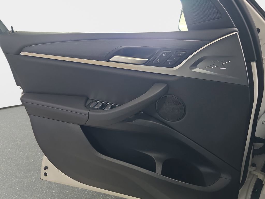 Certified 2024 BMW X3 sDrive30i w/ Convenience Package w/ZPA image 27