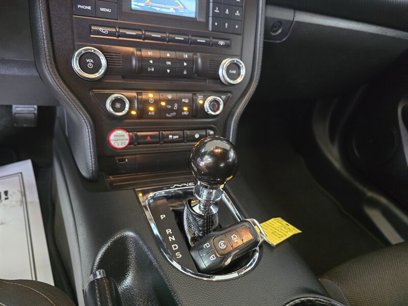 Used 2017 Ford Mustang Coupe RWD image 17