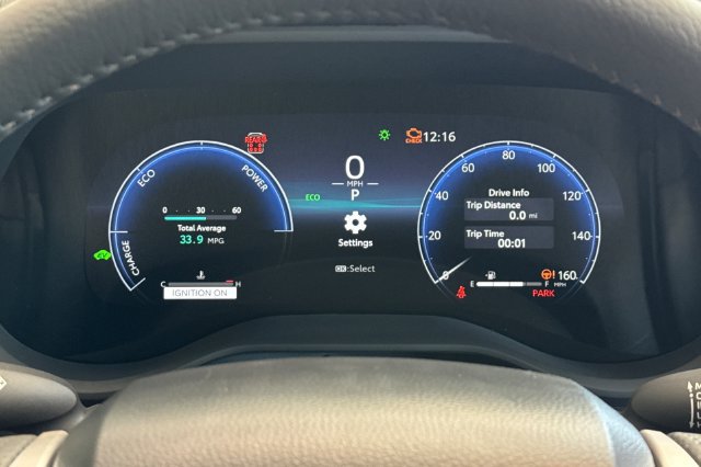 Used 2026 Toyota Sienna Limited FWD image 21