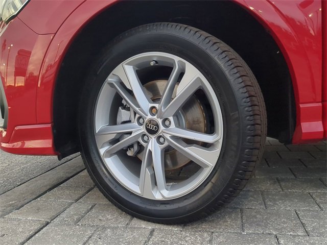 Used 2022 Audi Q3 2.0T Premium Plus w/ Premium Plus Package image 33