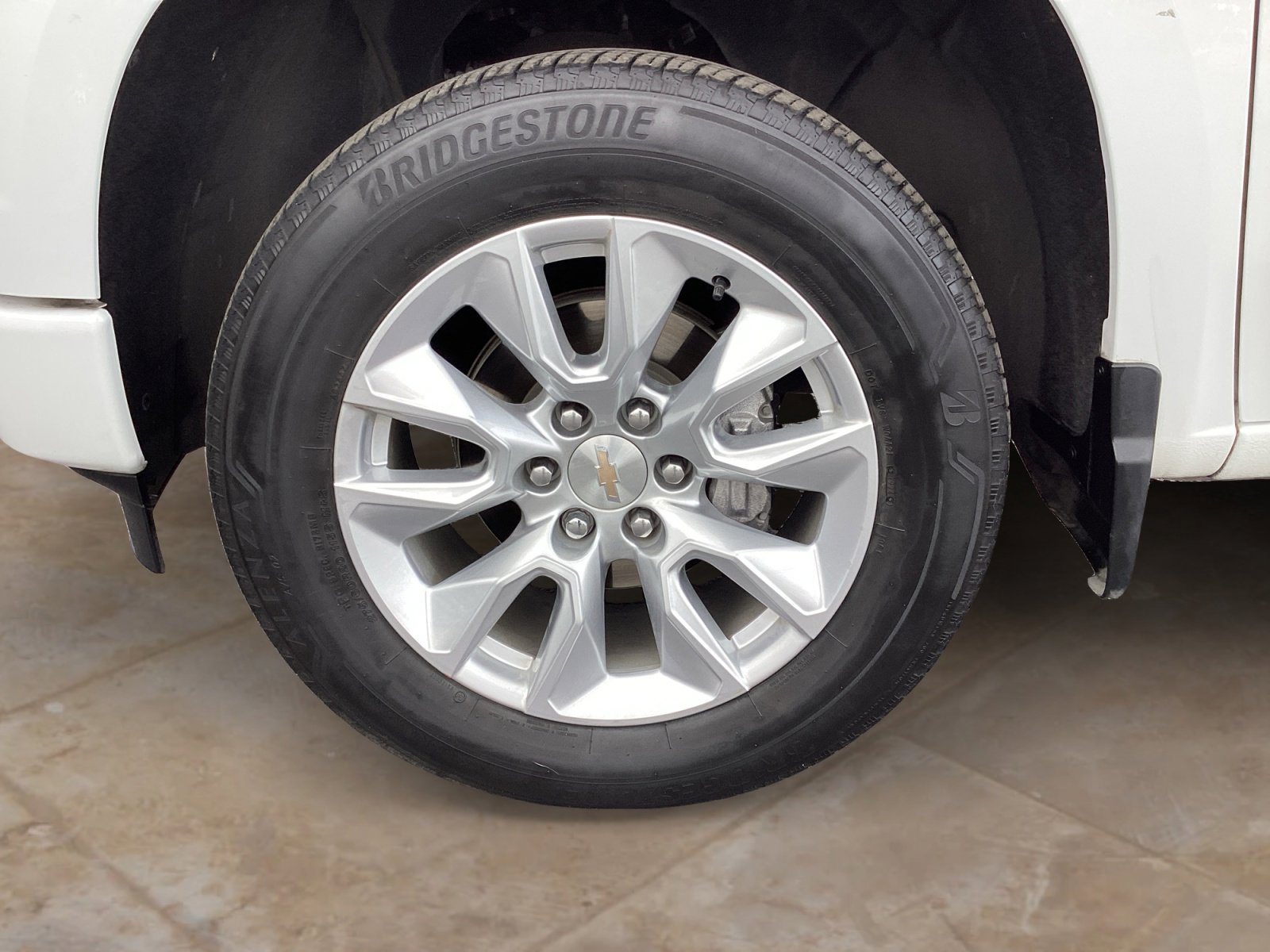 Used 2024 Chevrolet Silverado 1500 Custom AWD/4WD image 29