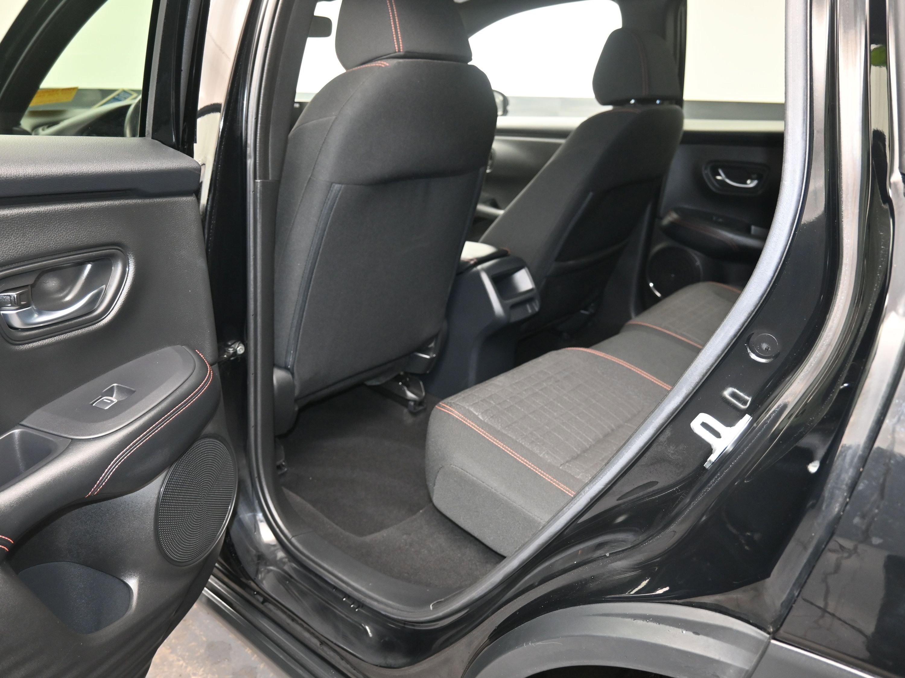 Used 2023 Honda HR-V Sport image 22