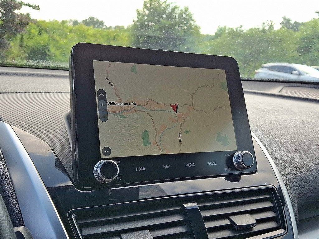 Used 2022 Mitsubishi Eclipse Cross SEL image 3