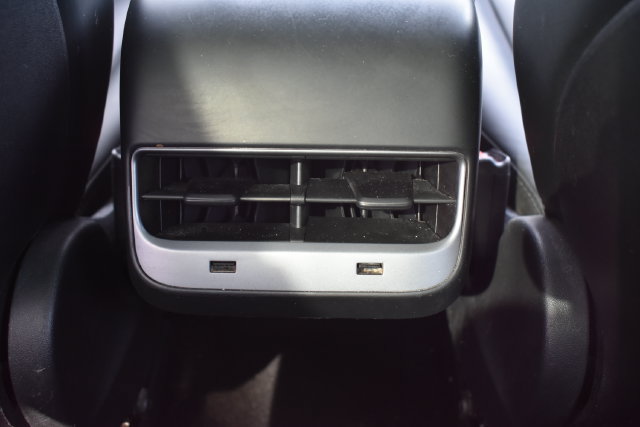 Used 2018 Tesla Model 3 Long Range RWD image 28