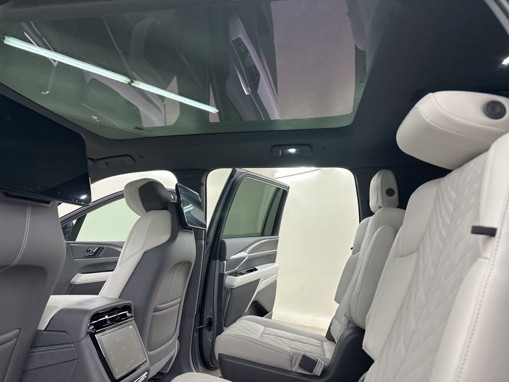 New 2026 Cadillac Escalade IQL Luxury image 27