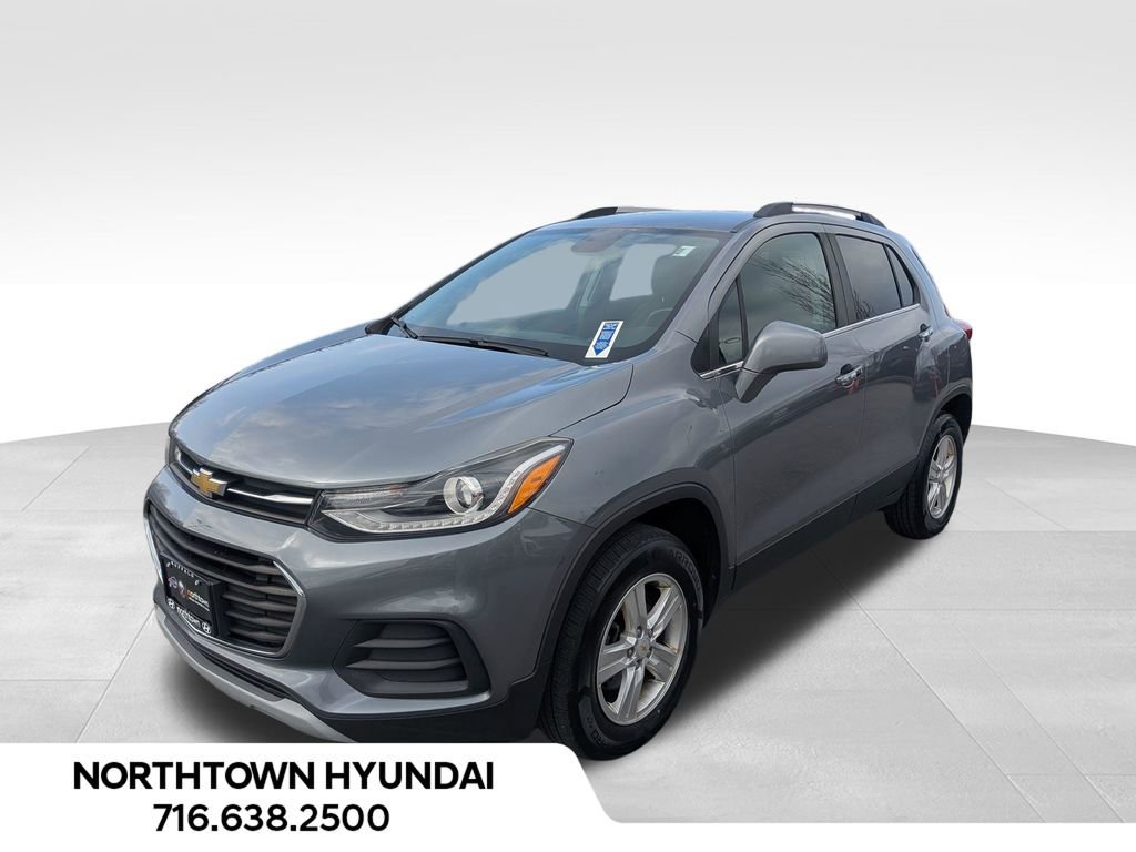 Used 2019 Chevrolet Trax LT w/ LT Convenience Package AWD/4WD image 1