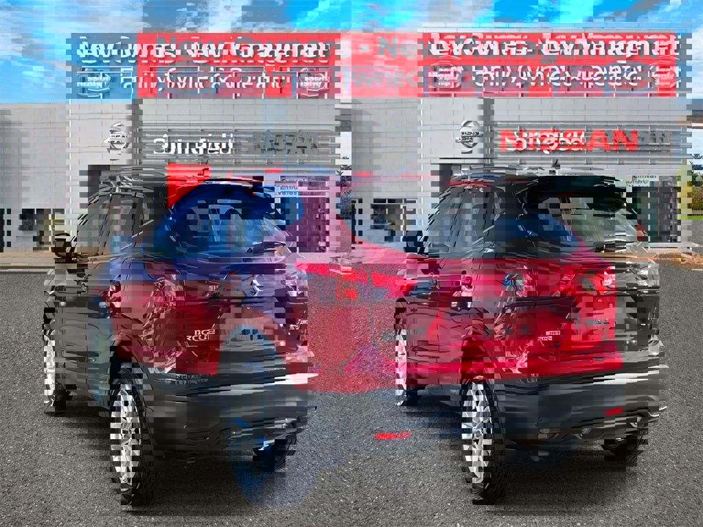 Certified 2019 Nissan Rogue Sport SV image 4